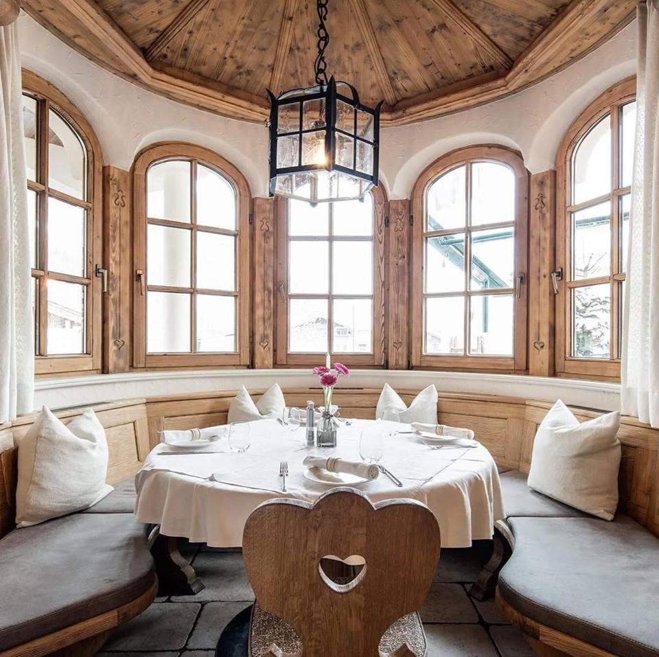 Hotel Gasthof Perauer Майрхофен Экстерьер фото